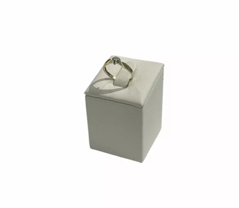 wyrob-jubilerski-uzywany-pierscionek-stan-11323-2