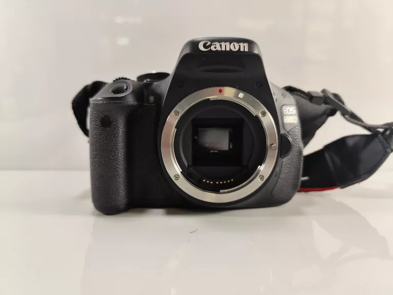 APARAT CANON 600D BODY