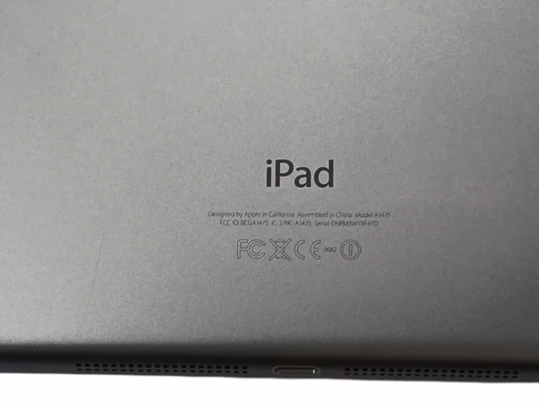 APPLE IPAD AIR 9.7" 16GB WI-FI + CELLULAR SPACE GRAY