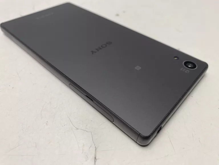 TELEFON SONY XPERIA Z5 2/32GB OPIS