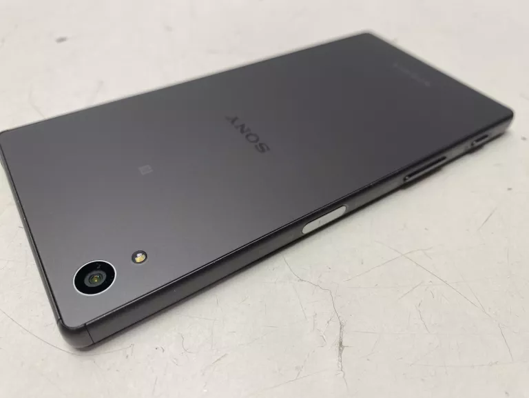 TELEFON SONY XPERIA Z5 2/32GB OPIS