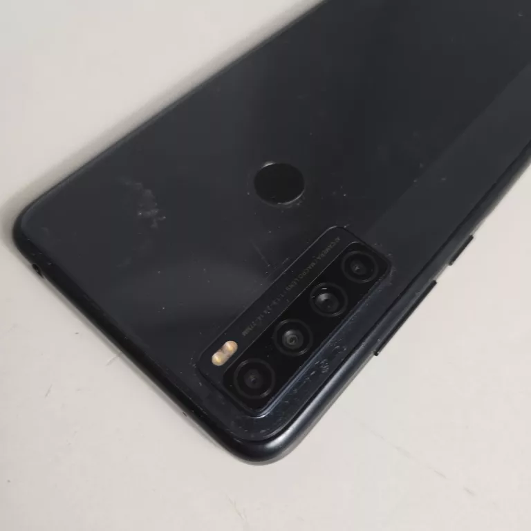TELEFON TLC T671H
