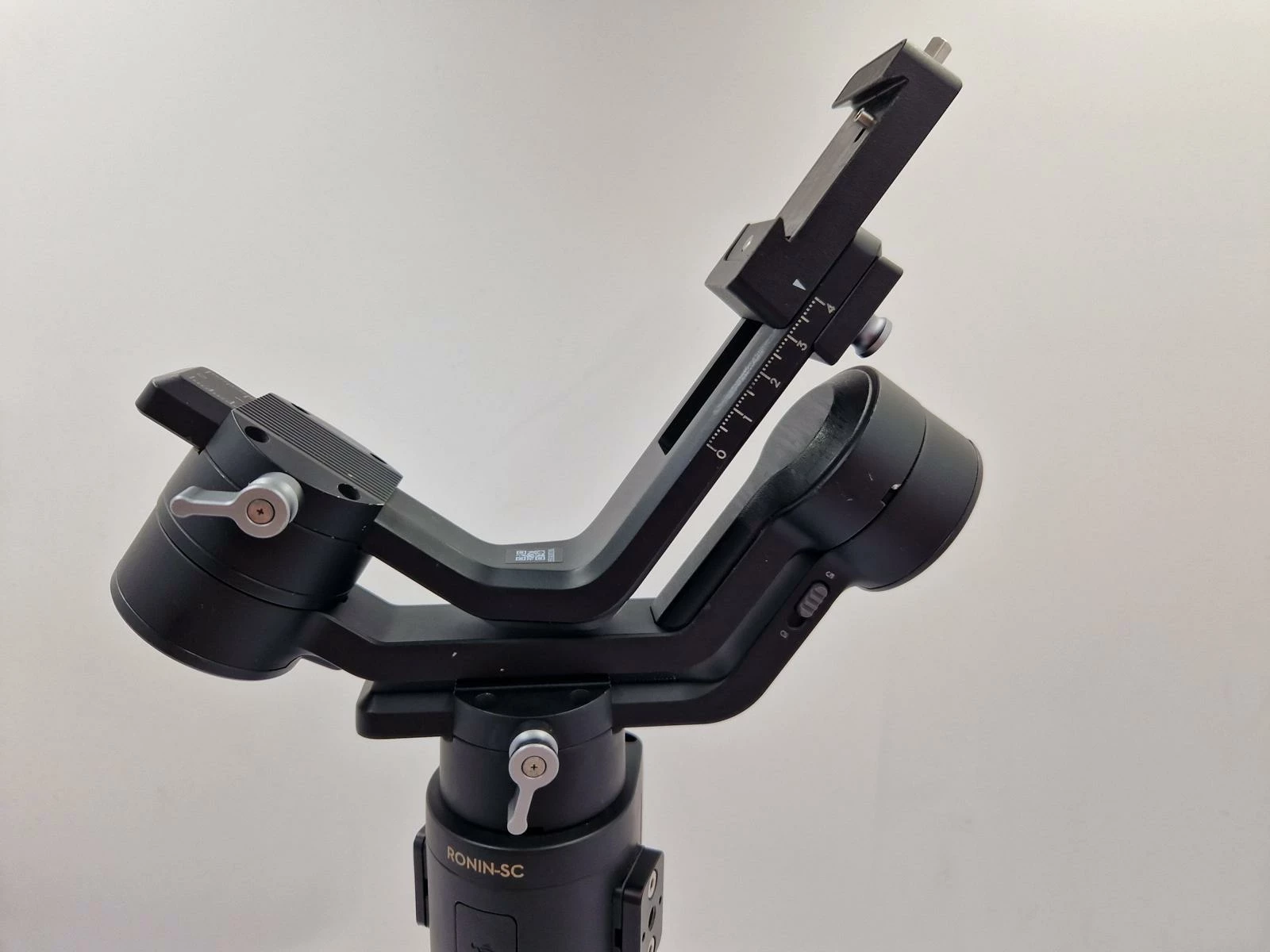 stabilizator-elektroniczny-gimbal-dji-ronin-sc-komplet-kod-producenta-cprn0000004001