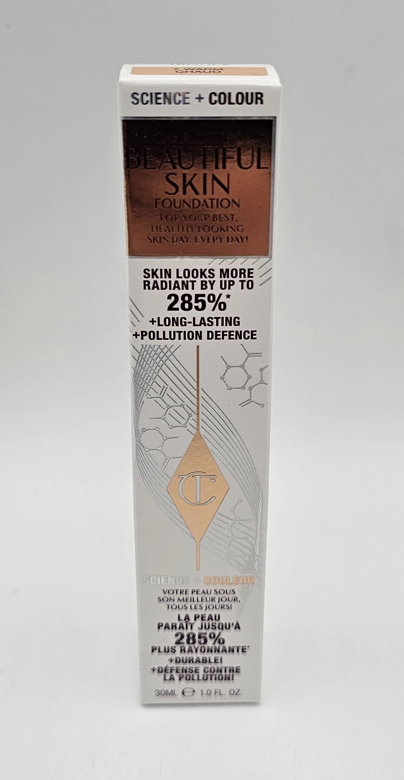 charlotte-tilbury-beautiful-skin-foundation-podklad-7-warm-chaud-bohaterow-wrzesnia-79-swinoujscie