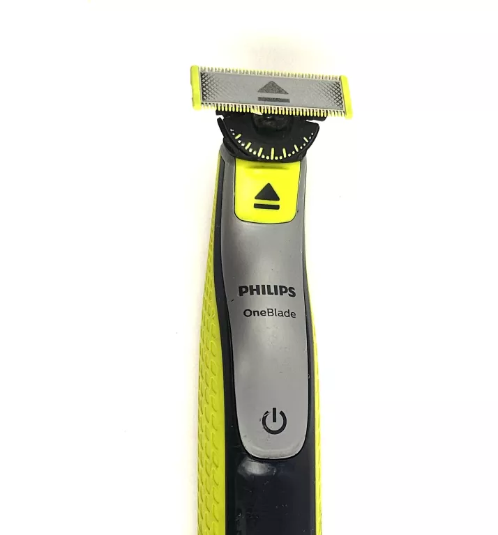GOLARKA PHILLIPS ONE BLADE 360 Z ŁADOWARKĄ
