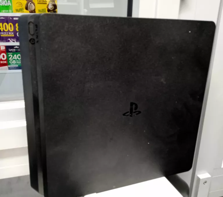 KONSOLA KONSOLA PS4 DWA PADY