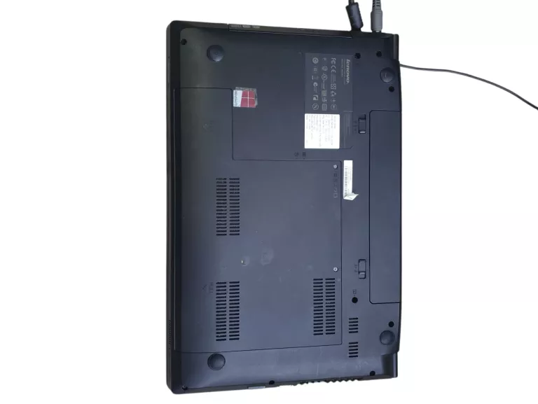LAPTOP LENOVO B590