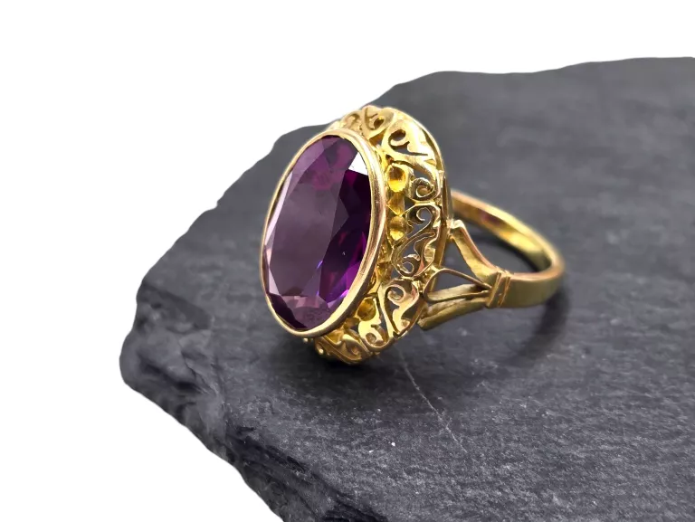 sliczny-zloty-pierscionek-z-fioletowym-kamieniem-585-10g-r21-stan-11323-2