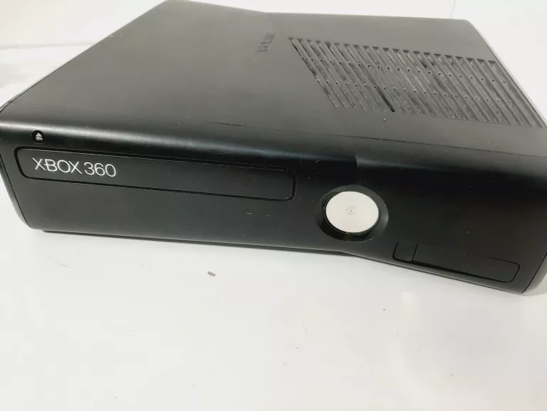 KONSOLA XBOX 360 S/ 2 PADY/ 5 GIER/ OKABLOWANIE/ KINECT