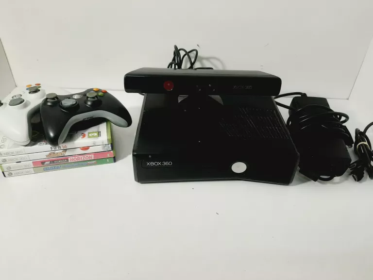 KONSOLA XBOX 360 S/ 2 PADY/ 5 GIER/ OKABLOWANIE/ KINECT