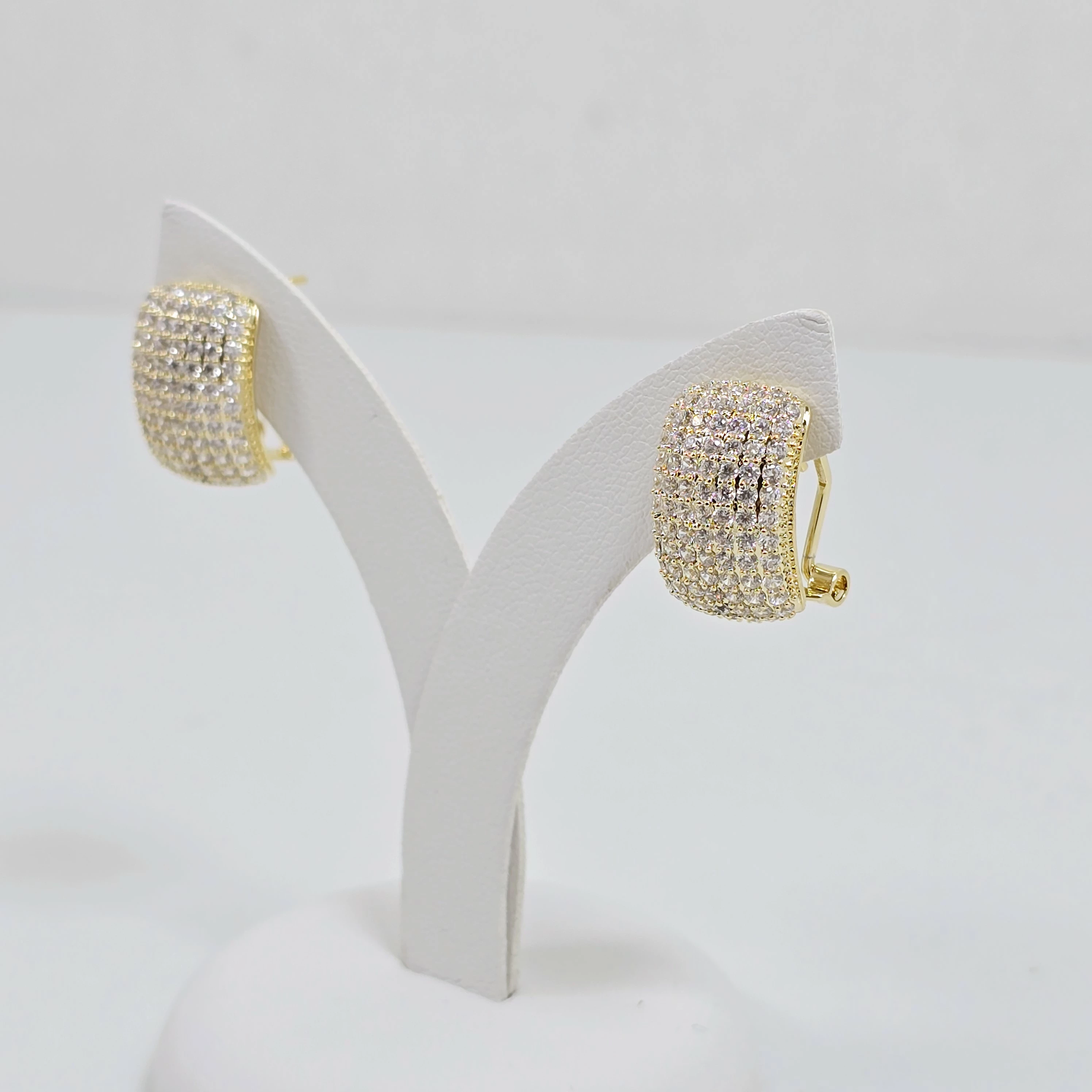 kolczyki-stal-chirurgiczna-prostokaty-wysadzane-cyrkoniami-marszalkowska-60-warszawa