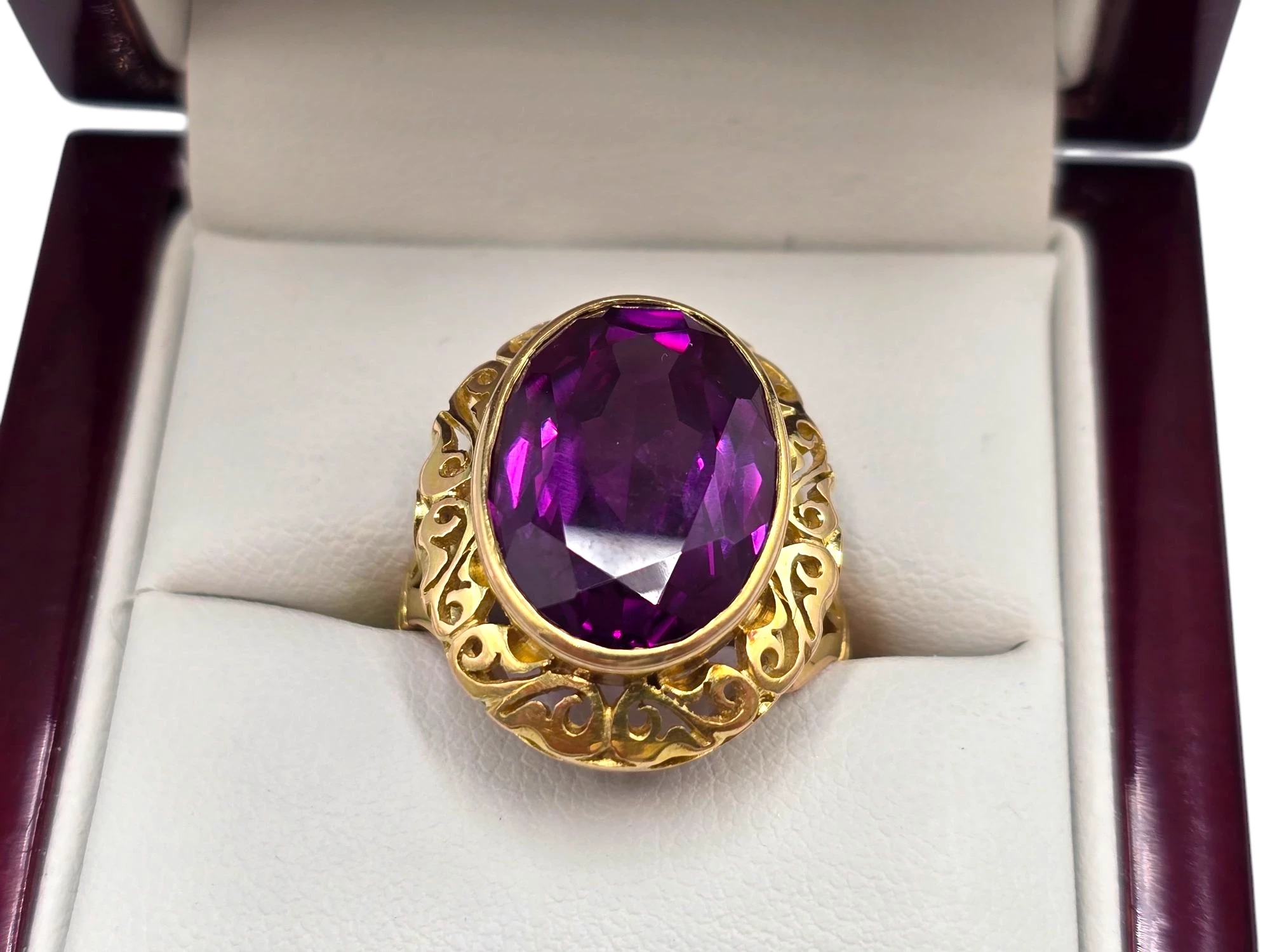 sliczny-zloty-pierscionek-z-fioletowym-kamieniem-585-10g-r21-rodzaj-2205-2