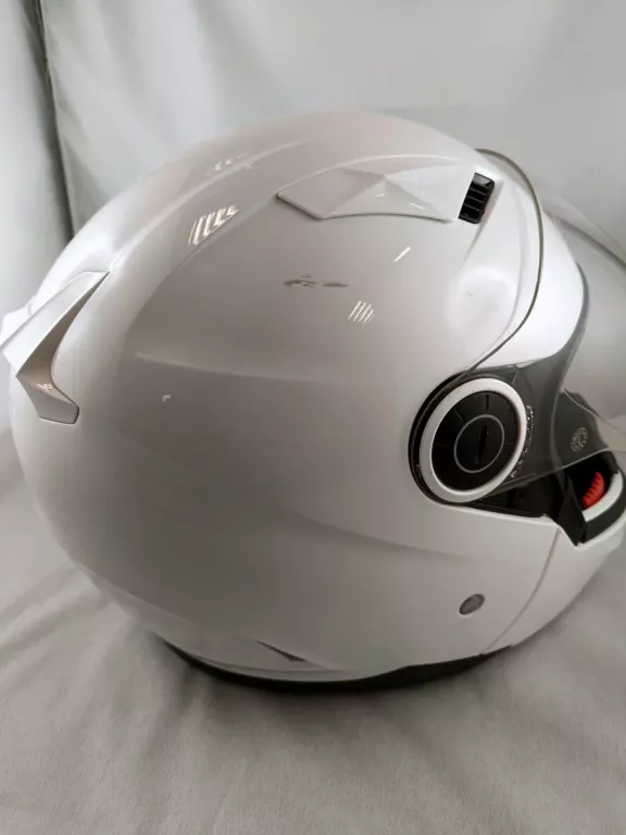 KASK OZONE CITY 01 ZE ZDEJMOWANĄ BRODĄ R.M 57-58