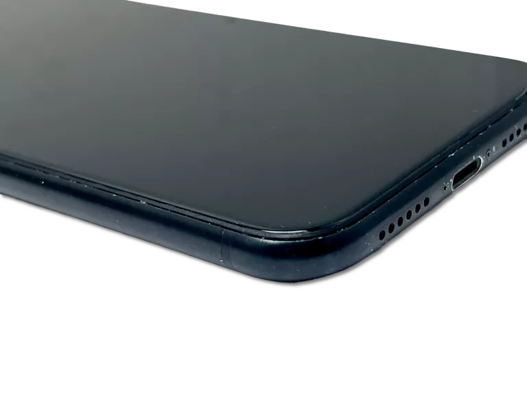 IPHONE XR 64GB