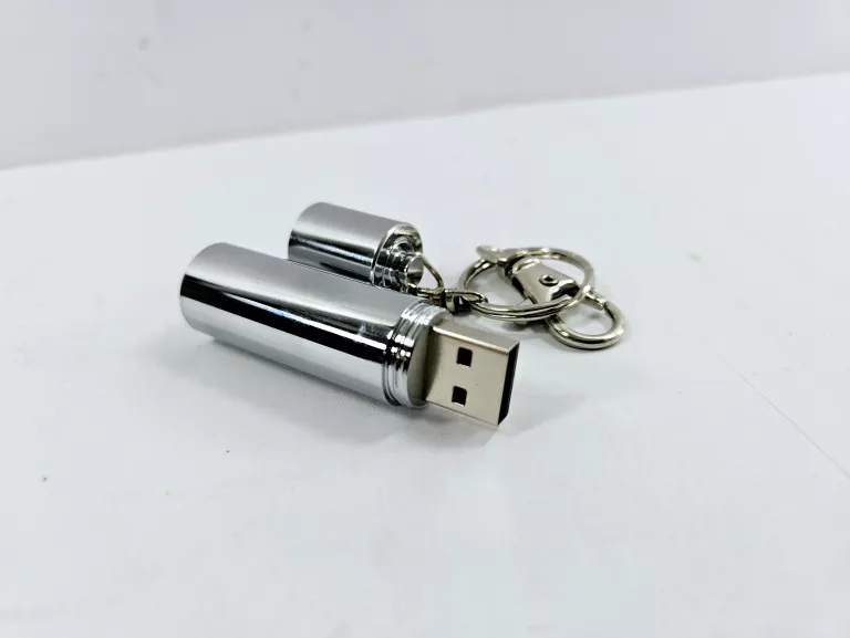 METALOWY PENDRIVE BRELOK