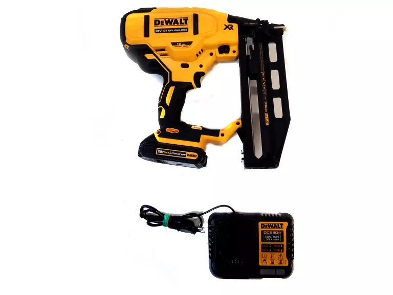 GWOZDZIARKA DEWALT 18V DCN662 + BAT 1.5AH + LAD