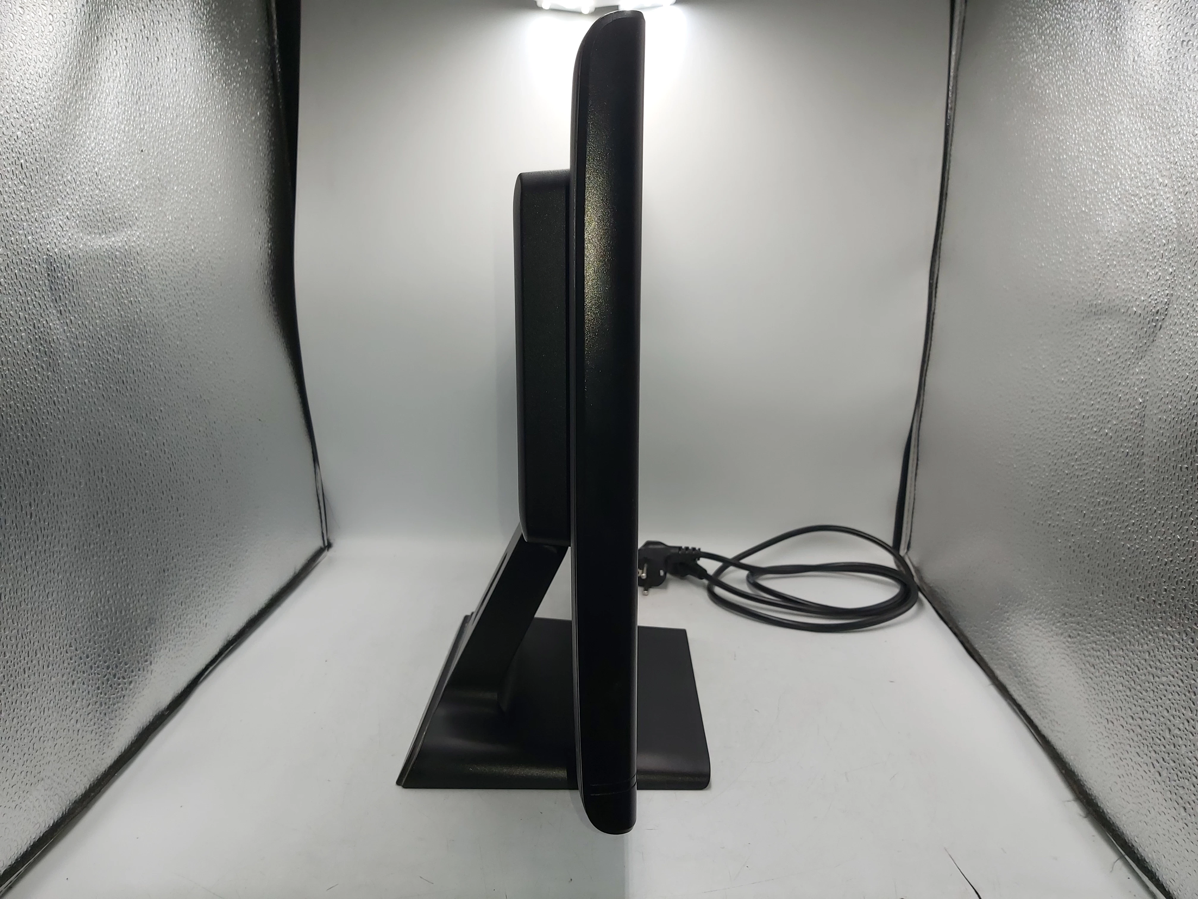 monitor-iiyama-e2202wsv-22-1680x1050-dsub-przekatna-ekranu-cale-2200