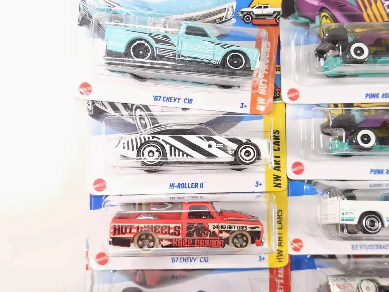 RESORAKI HOT WHEELS MAŁE SAMOCHODZIKI