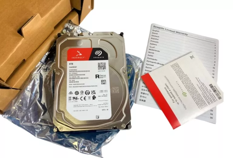 DYSK SEAGATE IRONWOLF NAS HDD 8TB 3,5" SATA 6 GB/S (ST8000VNZ02)