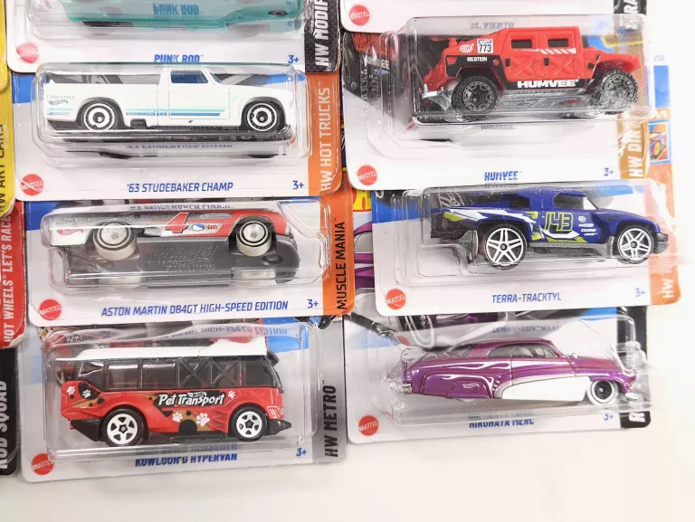 RESORAKI HOT WHEELS MAŁE SAMOCHODZIKI