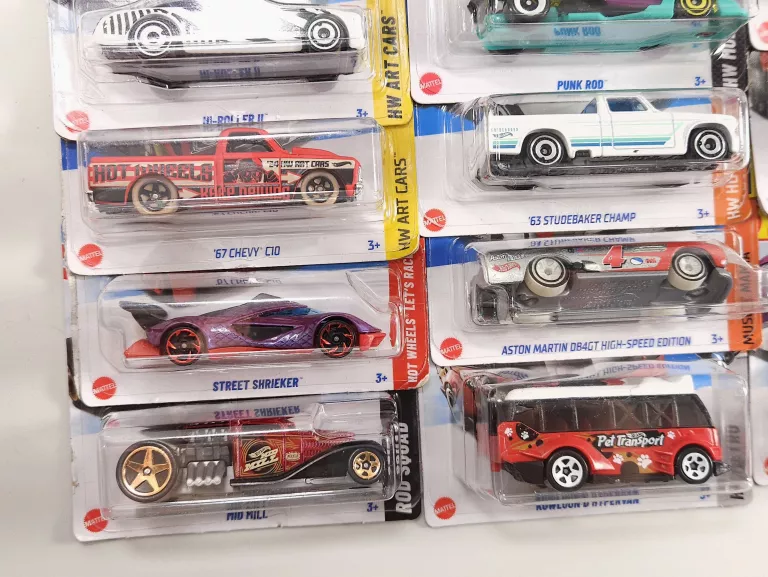 RESORAKI HOT WHEELS MAŁE SAMOCHODZIKI
