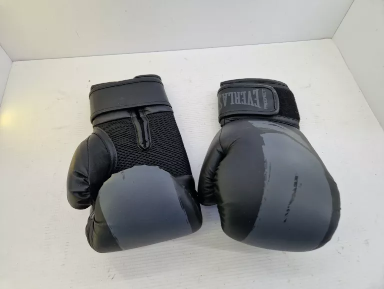 RĘKAWICE BOKSERSKIE EVERLAST PROSPECT 2 BLACK + TARCZE TRENINGOWE