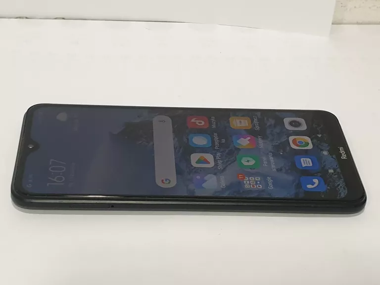 TELEFON XIAOMI REDMI 8A 2/32 GB M1908C3KG