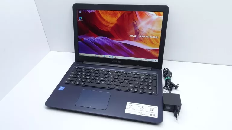 LAPTOP ASUS E502N INTEL PENTIUM N4200 4/128 GB SSD