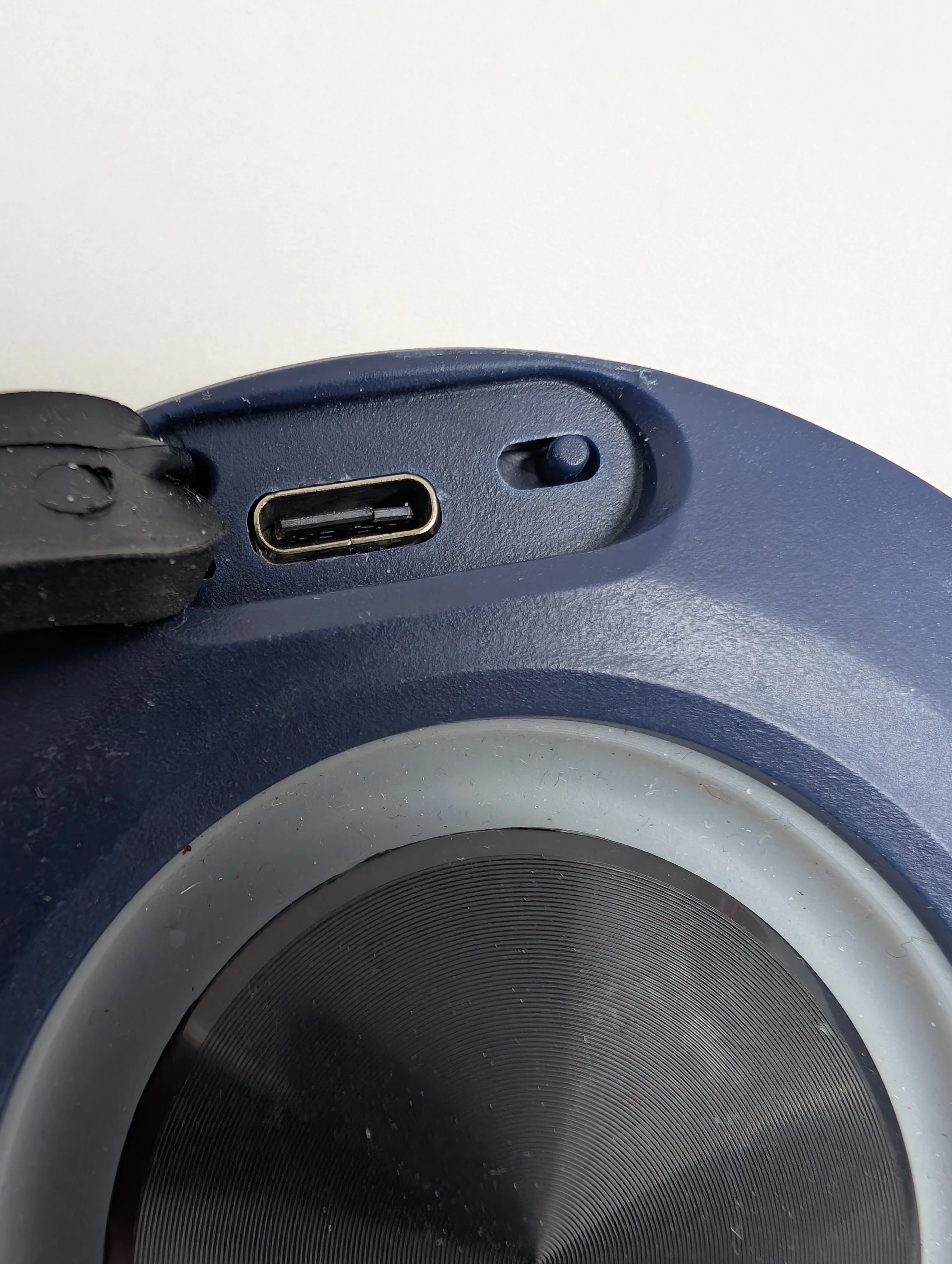 glosnik-przenosny-fs-101v-su-05-mp3-z-usb-i-sd-stan-11323-238058