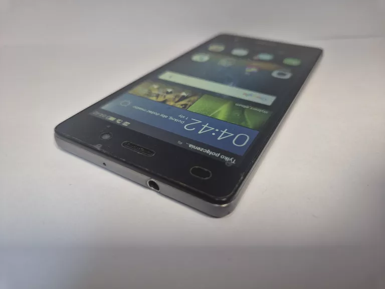 TELEFON HUAWEI P8 LITE