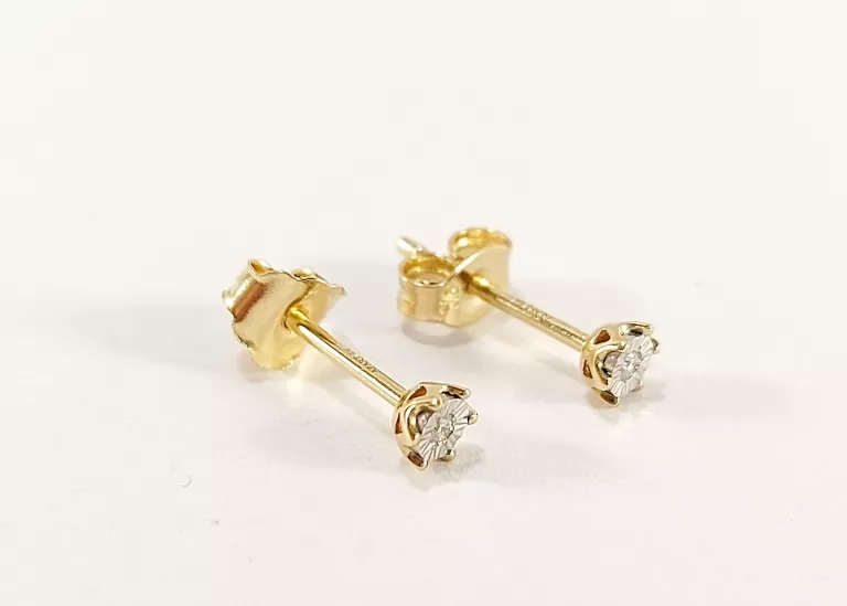 ZŁOTE KOLCZYKI Z BRYLANTAMI 0,02CT 375 0,52G