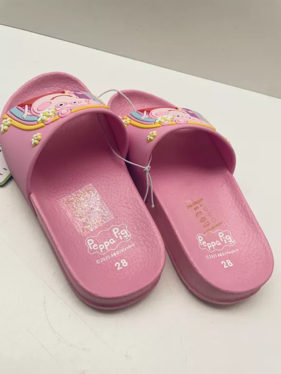 KLAPKI BASENOWE PEPPA PIG CP90-SS25-353PP R.28