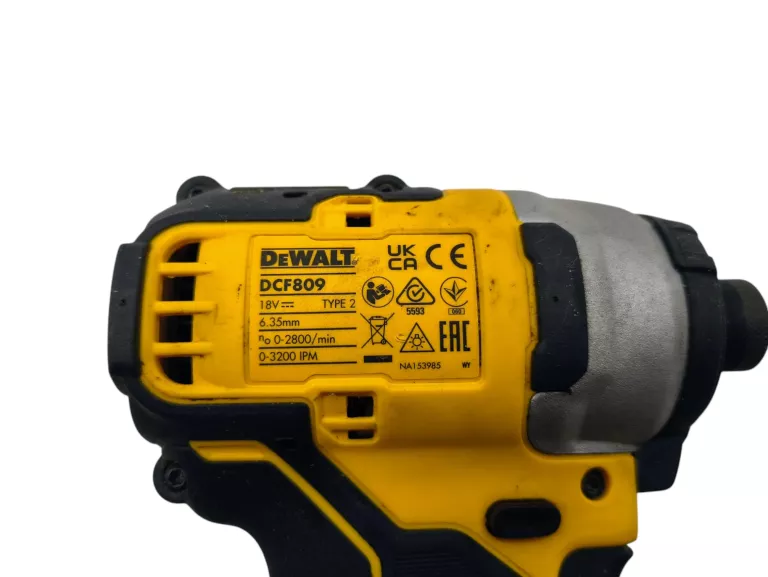 ZAKRETARKA UDAROWA DEWALT DCF809 18V 190 NM + AKU 4.0 AH