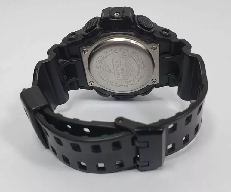 NIEZAWODNY WYTRZYMAŁY ZEGAREK MĘSKI CASIO G-SHOCK GA-700 CZARNY