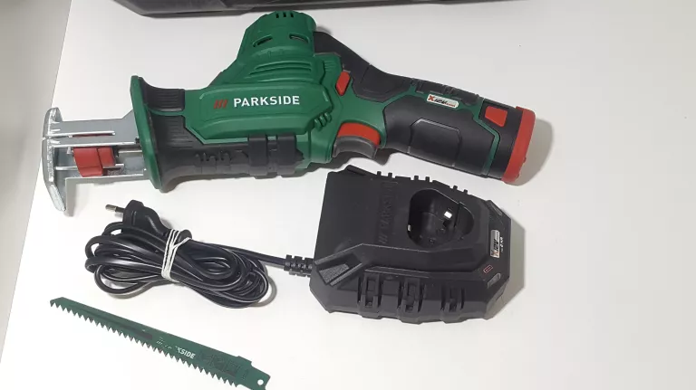 PARKSIDE AKUMULATOROWA PIŁA DO GAŁĘZI 12 V, PAAS 12 B2 AKU ŁAD WAZLIKA
