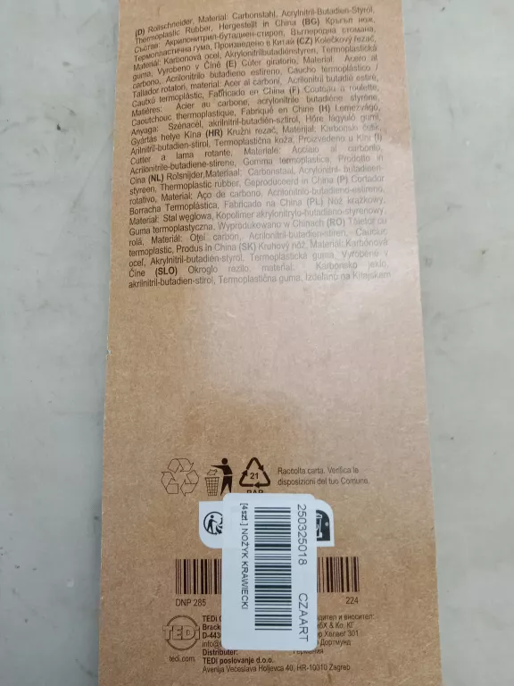 nozyk-krawiecki-zapakowany-rodzaj-216865-275669