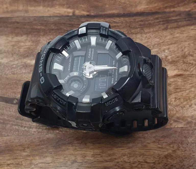 NIEZAWODNY WYTRZYMAŁY ZEGAREK MĘSKI CASIO G-SHOCK GA-700 CZARNY