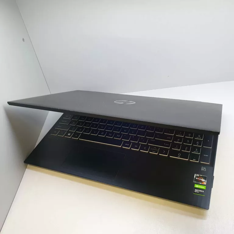LAPTOP HP GAMING PAVILION 15-EC0XXX AMD RYZEN 5