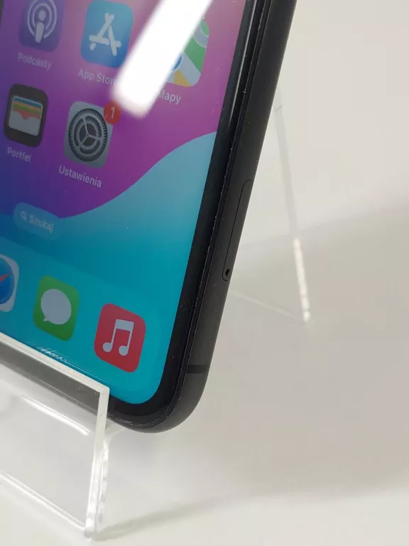 TELEFON APPLE IPHONE 11 4 GB / 128 GB 4G (LTE) CZARNY
