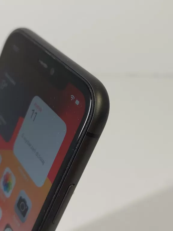 TELEFON APPLE IPHONE 11 4 GB / 128 GB 4G (LTE) CZARNY