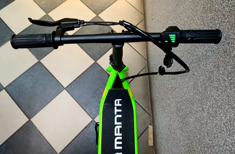 hulajnoga-elektryczna-manta-mes1001h-lad-ean-gtin-5903089903710