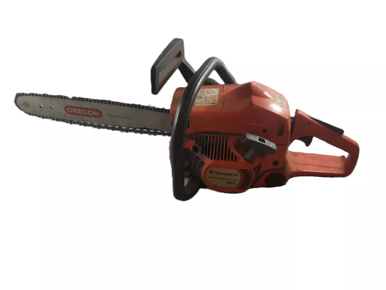 PILA SPALINOWA HUSQVARNA 137