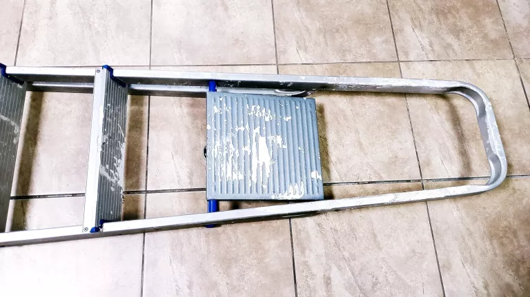 DRABINA ALUMINIOWA 6 STOPNIOWA
