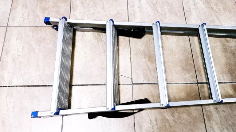 DRABINA ALUMINIOWA 6 STOPNIOWA
