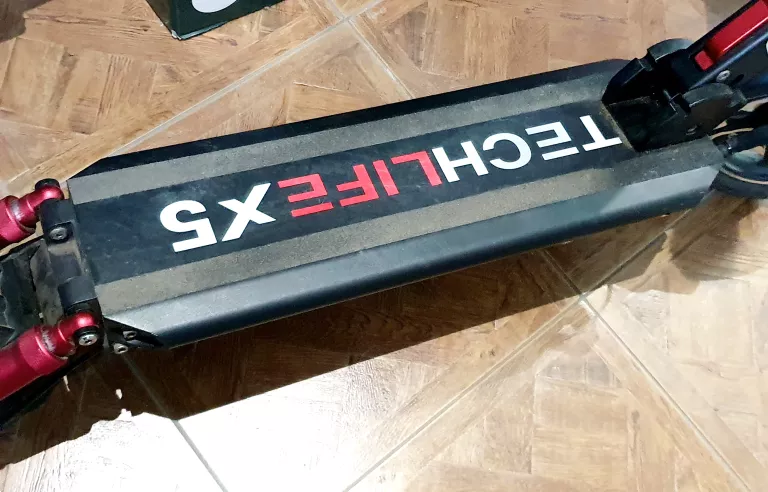 HULAJNOGA ELEKTRYCZNA TECHLIFE X5 Z ŁADOWARKĄ