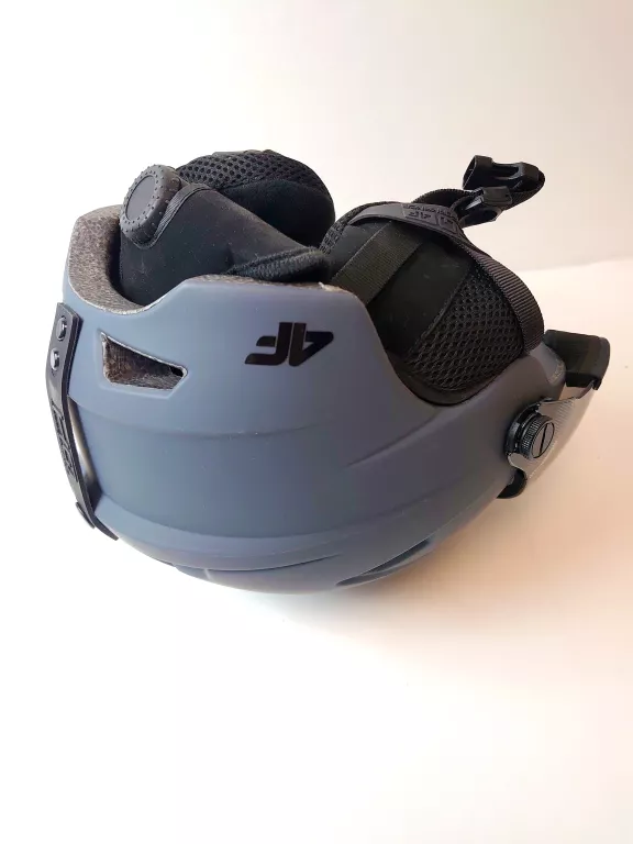 4F KASK NARCIARSKI AW23 M034 SZARY S/M (55-59 CM)