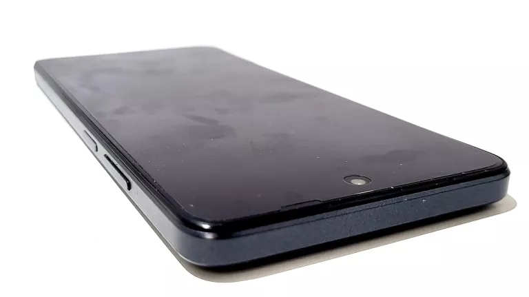 TELEFON OPPO A40 4/128 GB