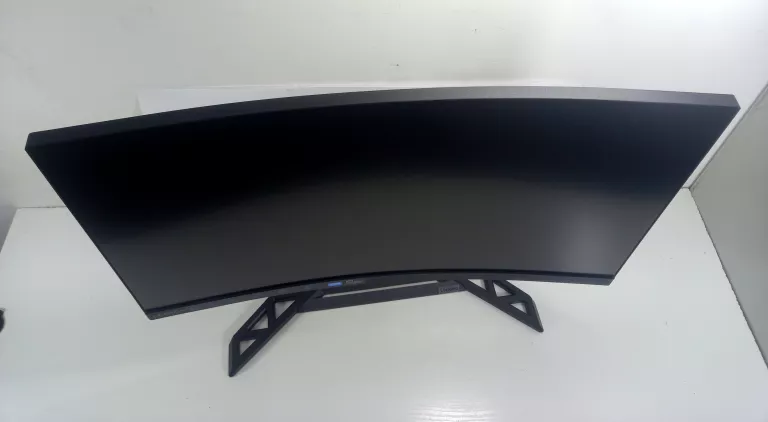 MONITOR LENOVO LEGION 27 CALI R27FC-30