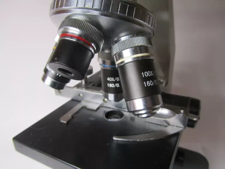 MIKROSKOP OPTYCZNY DELTA OPTICAL GENETIC