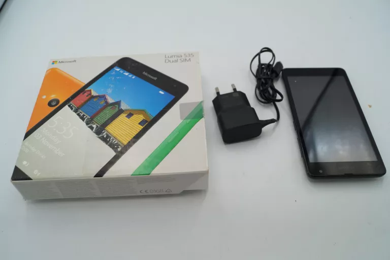 TELEFON NOKIA LUMIA 535 KOMPLET